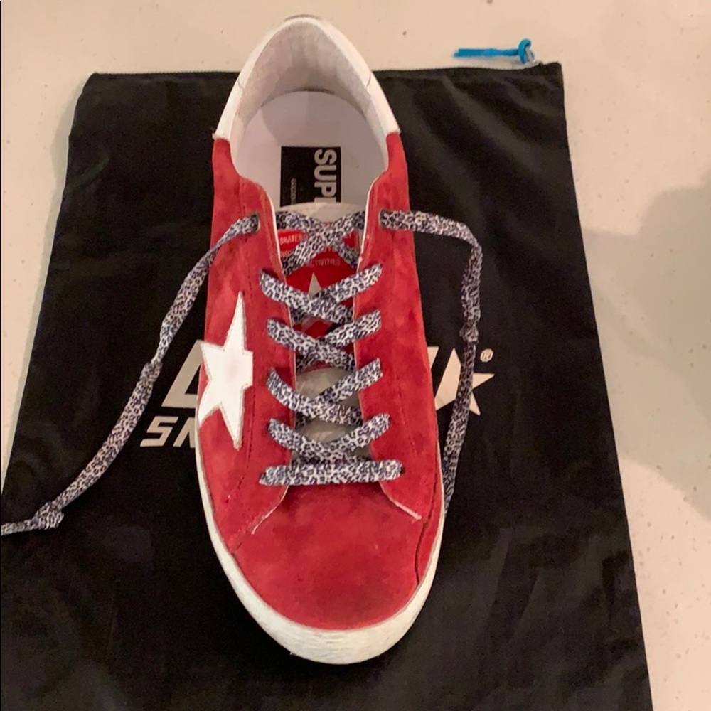 GOLDEN GOOSE SUPERSTAR SNEAKERS